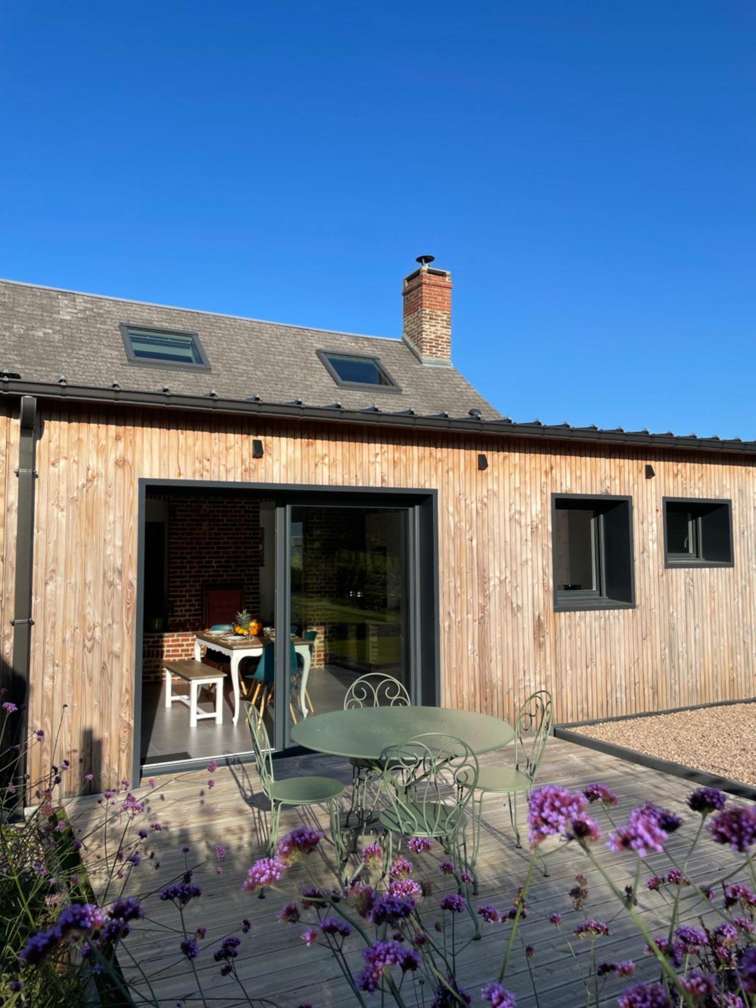 Les Charmes De Villers Huchenneville Exterior foto